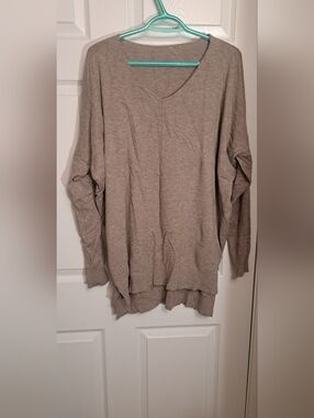 Cozy V-Neck Lightweight Sweater in Taupe